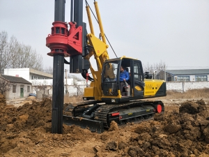 Customer Testing Our Rotary Drilling Rig In Person